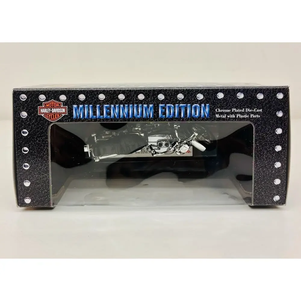 Maisto 1:18 Harley Davidson 92 FXDB Daytona 50th Anniversary Millennium Edition